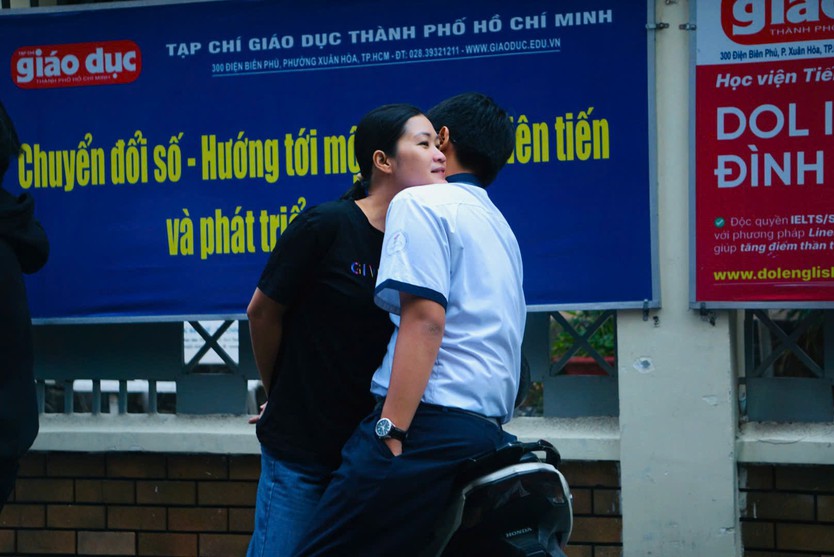 TP. Hồ Chí Minh: Hơn 151.000 thí sinh bước vào môn thi đầu tiên kỳ thi lớp 10- Ảnh 6.
