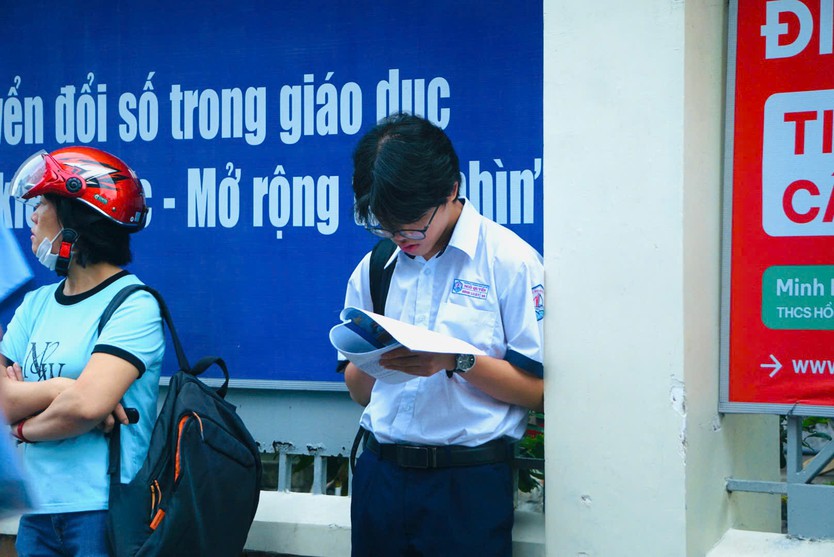 TP. Hồ Chí Minh: Hơn 151.000 thí sinh bước vào môn thi đầu tiên kỳ thi lớp 10- Ảnh 14.