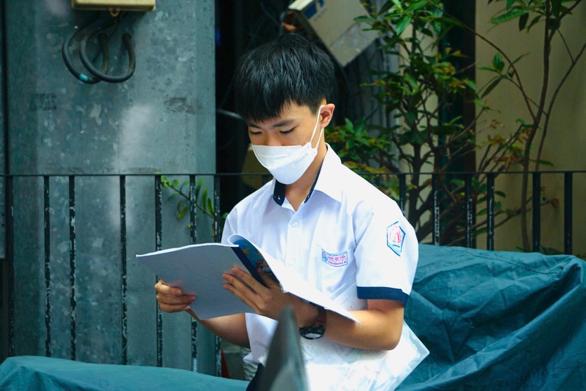TP. Hồ Chí Minh: Hơn 151.000 thí sinh bước vào môn thi đầu tiên kỳ thi lớp 10- Ảnh 12.