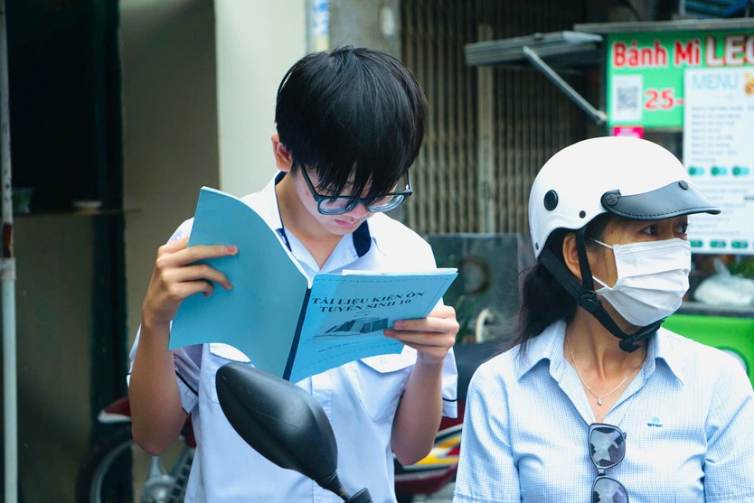 TP. Hồ Chí Minh: Hơn 151.000 thí sinh bước vào môn thi đầu tiên kỳ thi lớp 10- Ảnh 4.