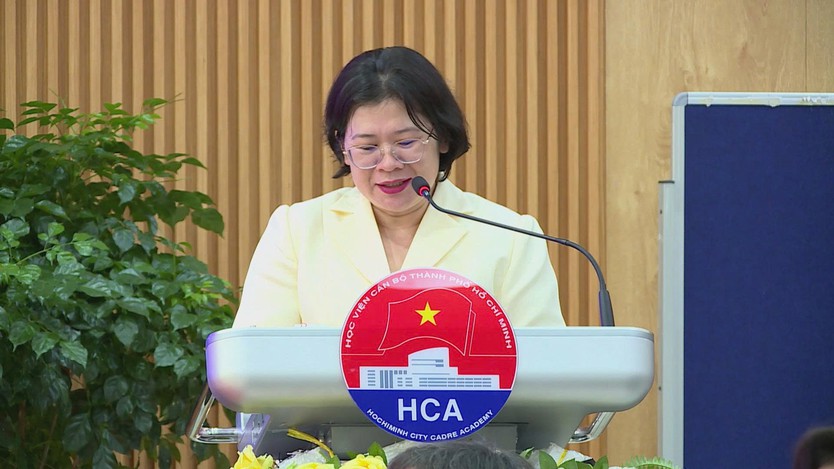 Khai giảng lớp bồi dưỡng kỹ năng lãnh đạo cho cán bộ nữ TP. Hồ Chí Minh - Ảnh 1.