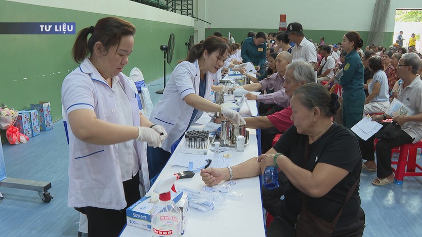 TP. Hồ Chí Minh đẩy mạnh khám sức khỏe định kỳ cho người dân - Ảnh 4.