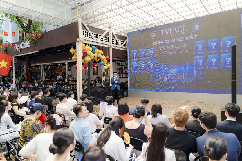 Ba huấn luyện viên Gương mặt truyền hình 2026 là ai? - Ảnh 6.