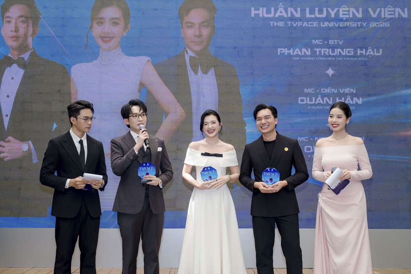 Ba huấn luyện viên Gương mặt truyền hình 2026 là ai? - Ảnh 1.