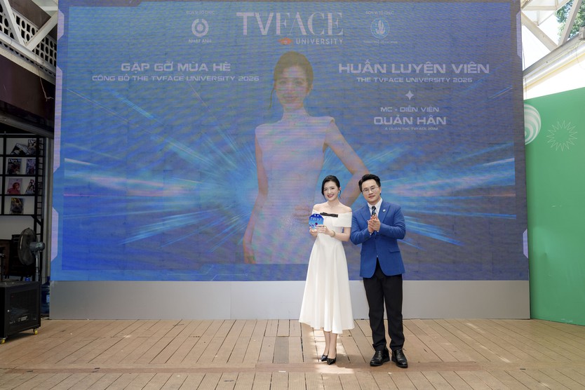Ba huấn luyện viên Gương mặt truyền hình 2026 là ai? - Ảnh 4.