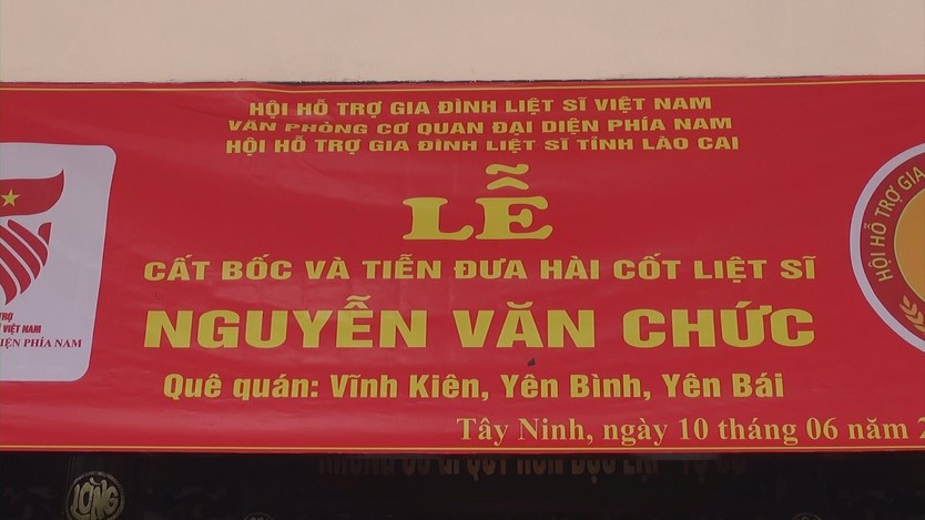 Lễ cất bốc, di dời hài cốt liệt sĩ về quê hương- Ảnh 2.