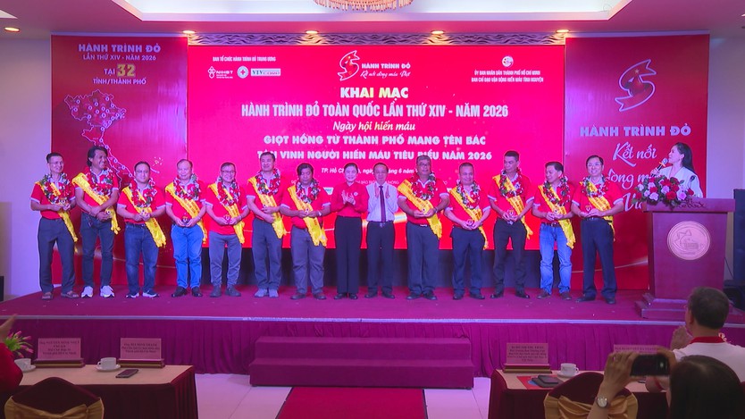 Lan tỏa thông điệp nhân ái tại lễ khai mạc Hành trình Đỏ 2026 - Ảnh 1.