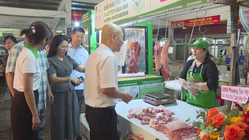 Nâng tầm chợ truyền thống với "Tick xanh trách nhiệm"- Ảnh 3.