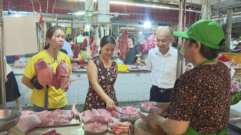 Nâng tầm chợ truyền thống với "Tick xanh trách nhiệm"- Ảnh 2.