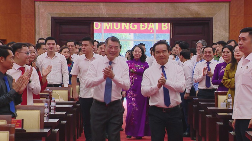 Thủ tướng Lê Minh Hưng phát động thi đua tăng trưởng bền vững 2 con số - Ảnh 2.