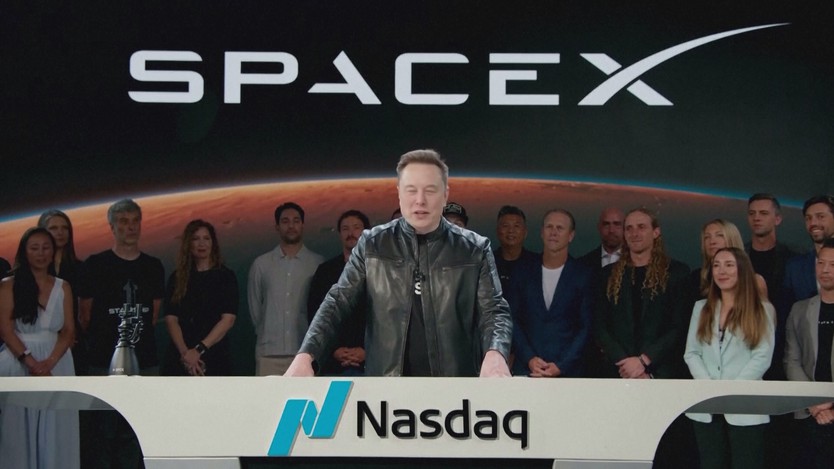 Elon Musk chính thức trở thành tỷ phú "ngàn tỷ" đầu tiên - Ảnh 1.