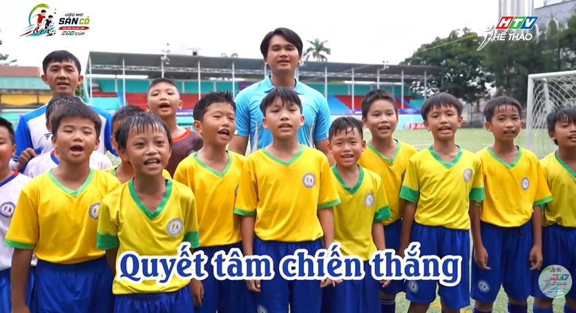 "Ước mơ sân cỏ": Không bỏ cuộc trên hành trình theo đuổi đam mê - Ảnh 31.