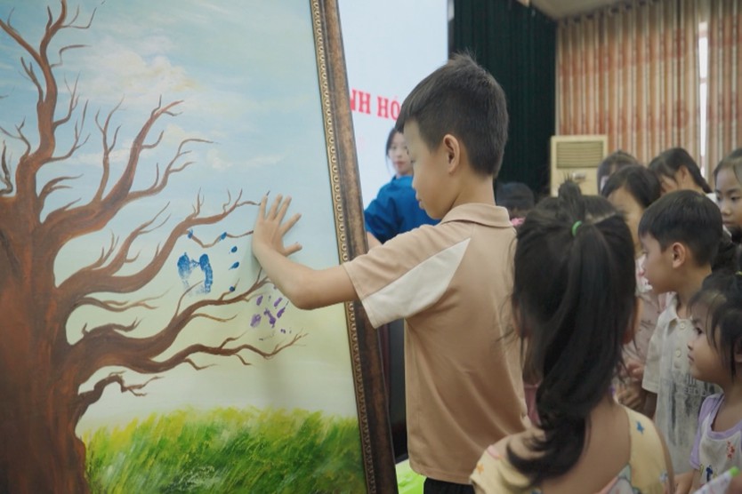 Chuyến xe tử tế mang niềm vui đến Bệnh viện Nhi Thanh Hóa - Ảnh 3.