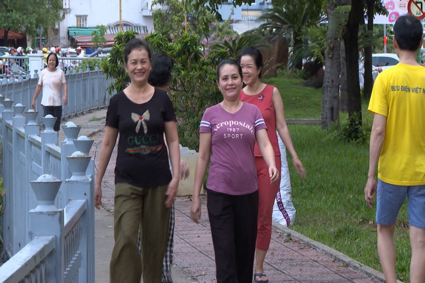 TP. Hồ Chí Minh chỉnh trang kênh rạch, nâng chất lượng sống đô thị - Ảnh 4.