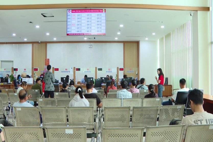 Mức đóng BHXH mới và quyền lợi an sinh của chủ hộ kinh doanh - Ảnh 4.