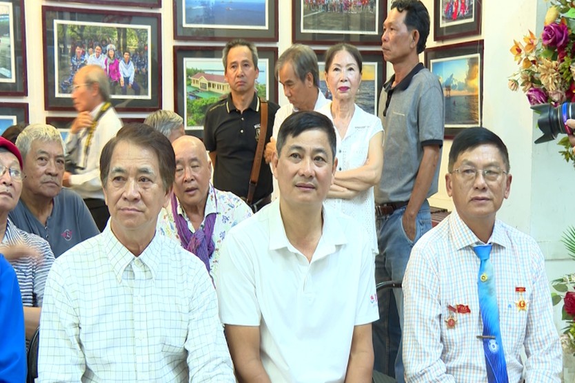 Triển lãm “Trường Sa mãi trong ta”: Lan tỏa hình ảnh biển đảo thiêng liêng qua 100 tác phẩm nhiếp ảnh - Ảnh 2.