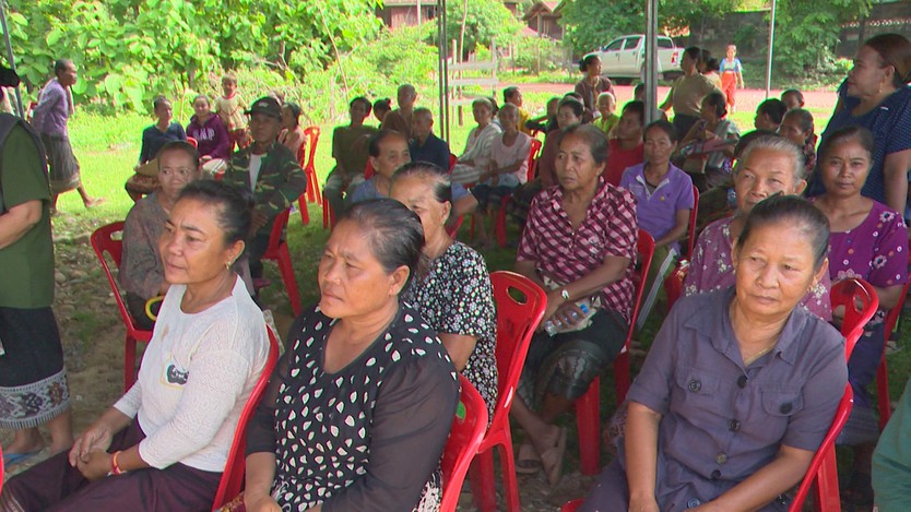TUỔI TRẺ TP. HỒ CHÍ MINH KHÁM CHỮA BỆNH CHO NGƯỜI DÂN TẠI LÀO - Ảnh 2.