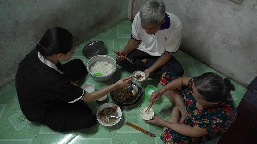 Mái ấm gia đình Việt: Đại Nghĩa bật khóc trước chuyện "cổ tích giữa đời thường" - Ảnh 10.