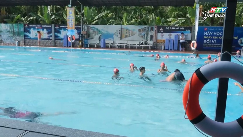 Phường Thuận An phát động chương trình "Bơi vì bạn đến trường" - Ảnh 13.