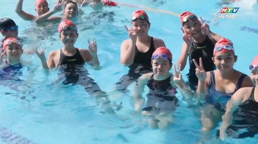 Phường Thuận An phát động chương trình "Bơi vì bạn đến trường" - Ảnh 12.