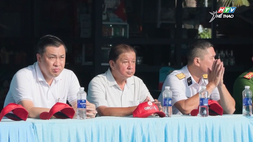 Phường Thuận An phát động chương trình "Bơi vì bạn đến trường" - Ảnh 3.