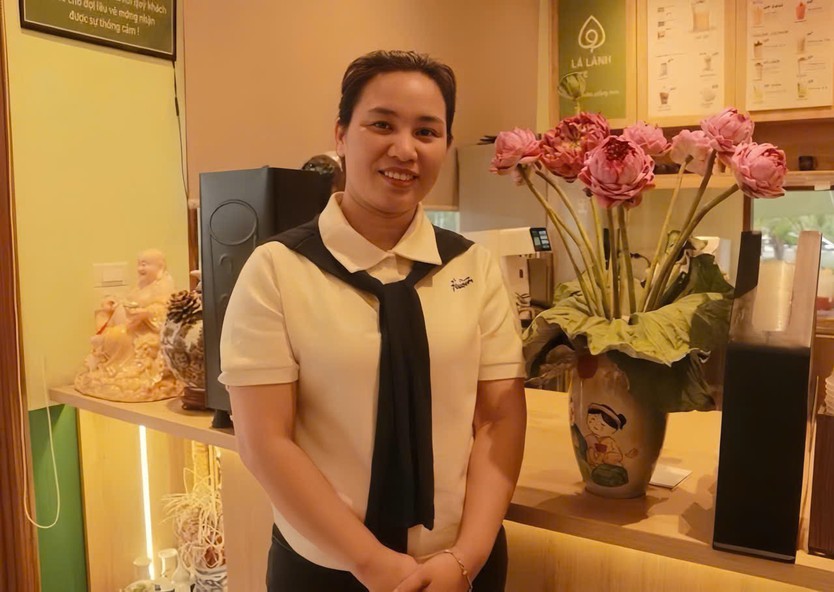 Hành trình chạm nghề của những thanh thiếu niên tự kỷ tại tiệm Cafe Lá Lành - Ảnh 2.