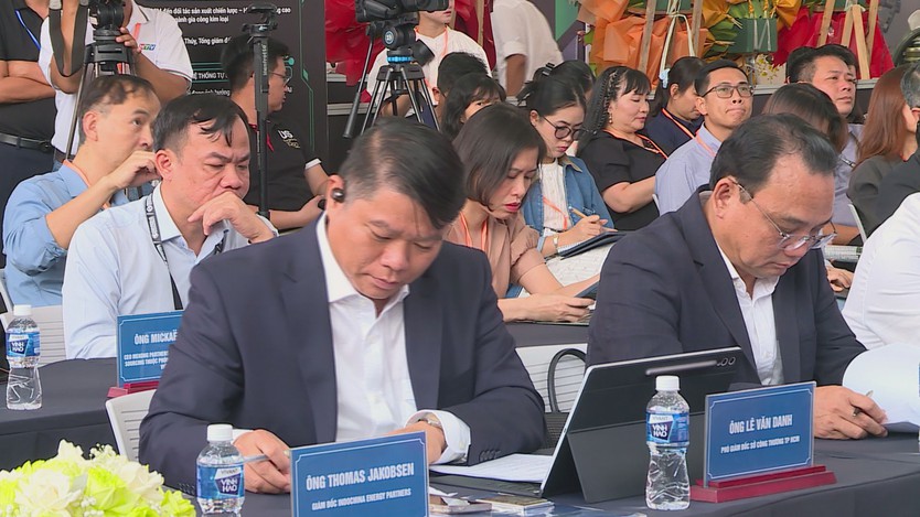 TP. Hồ Chí Minh tìm động lực mới từ công nghiệp 4.0 và chuỗi cung ứng thông minh - Ảnh 3.