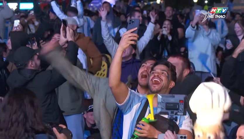 Messi lập hat-trick, Argentina thắng đậm ngày ra quân - Ảnh 3.
