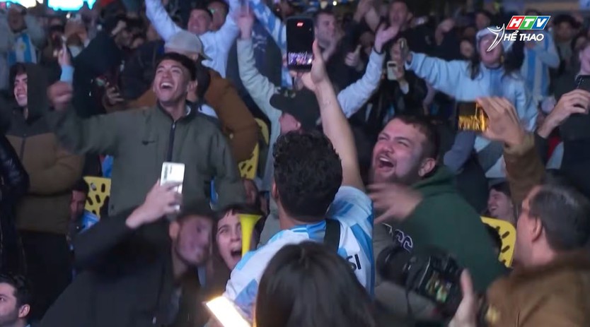 Messi lập hat-trick, Argentina thắng đậm ngày ra quân - Ảnh 1.