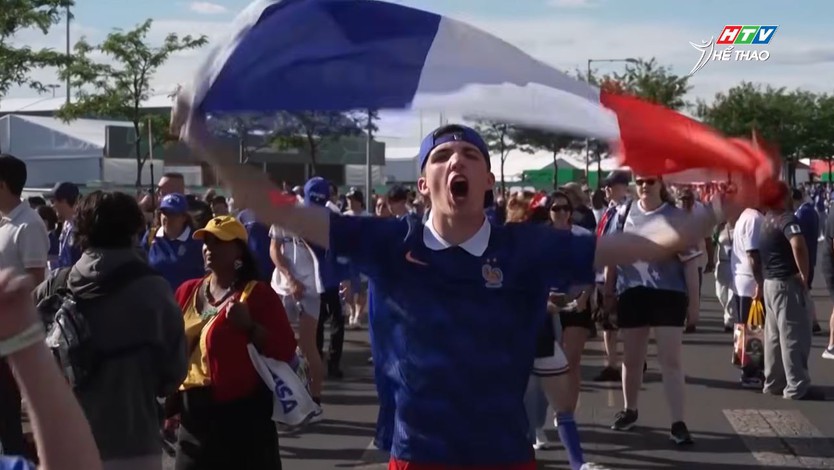 Mbappé chạm mốc 14 bàn thắng tại World Cup, Pháp thắng trận ra quân - Ảnh 1.