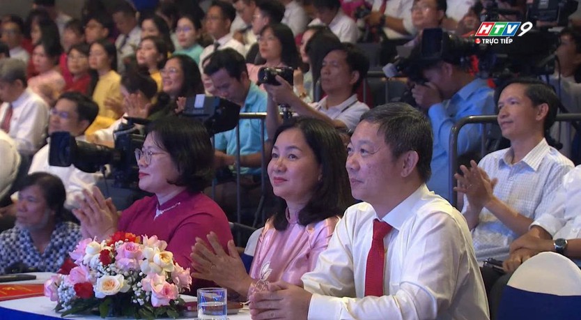 Trao giải Báo chí TP. Hồ Chí Minh lần thứ 44 - Ảnh 4.