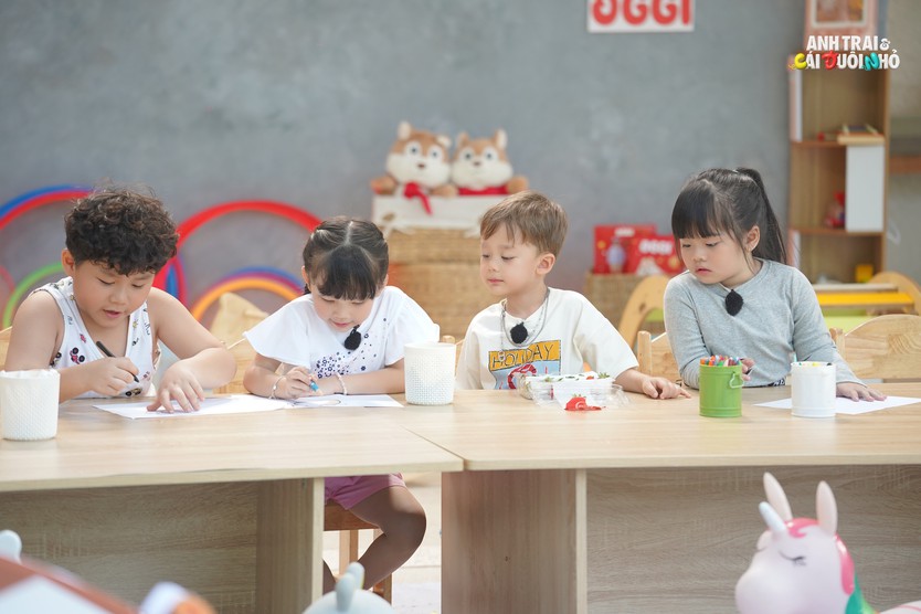 Anh trai Bùi Duy Ngọc, CONGB và DILLAN "toát mồ hôi" với 6 "cái đuôi nhỏ" - Ảnh 16.