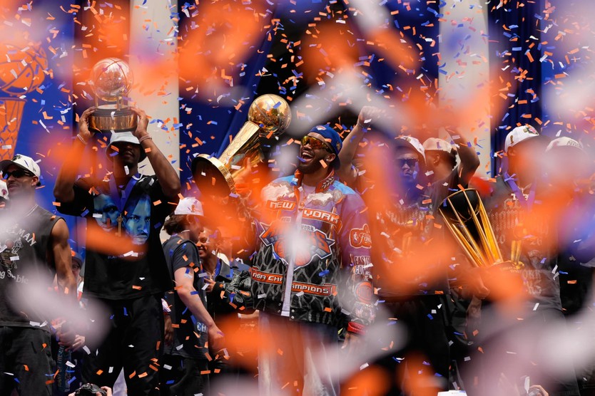 New York mở hội mừng Knicks vô địch NBA sau 53 năm chờ đợi - Ảnh 2.