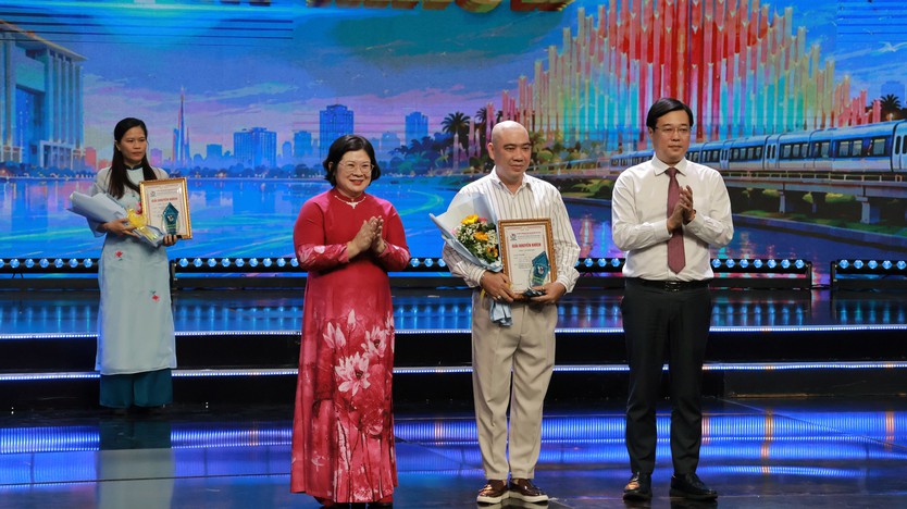 Trao giải Báo chí TP. Hồ Chí Minh lần thứ 44 - Ảnh 10.