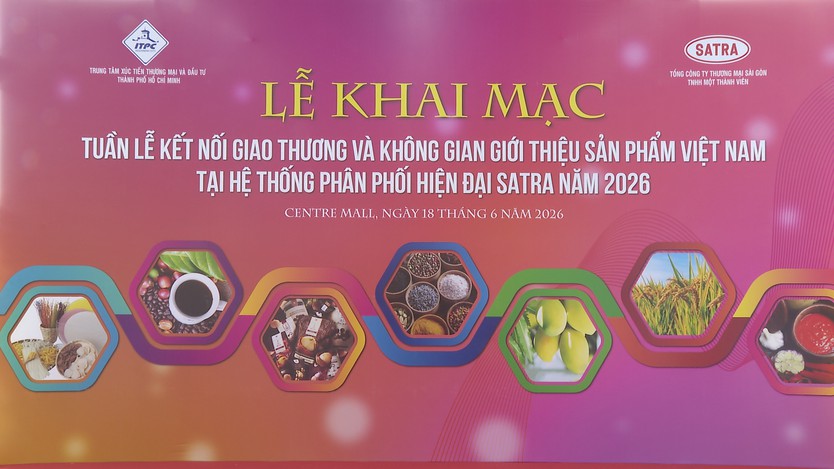 TP. Hồ Chí Minh khai mạc Tuần lễ kết nối giao thương, mở rộng đầu ra cho hàng Việt tại hệ thống SATRA - Ảnh 1.