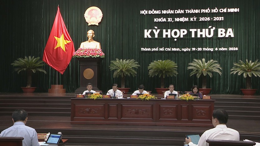 Bế mạc Kỳ họp thứ 3 HĐND TP.HCM khóa XI, thông qua 56 nghị quyết quan trọng - Ảnh 3.