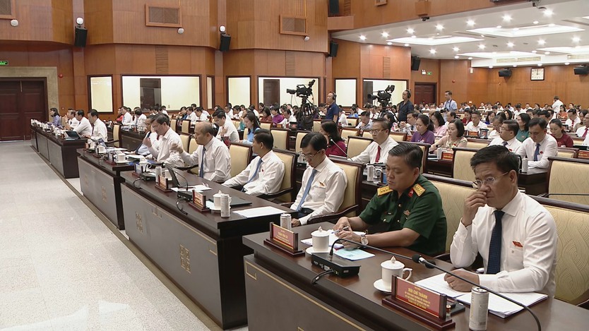 Bế mạc Kỳ họp thứ 3 HĐND TP.HCM khóa XI, thông qua 56 nghị quyết quan trọng - Ảnh 5.