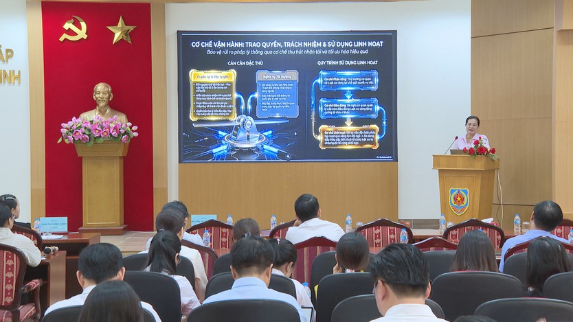 TP. Hồ Chí Minh triển khai công tác phổ biến, giáo dục pháp luật, cập nhật các luật mới được Quốc hội thông qua - Ảnh 2.