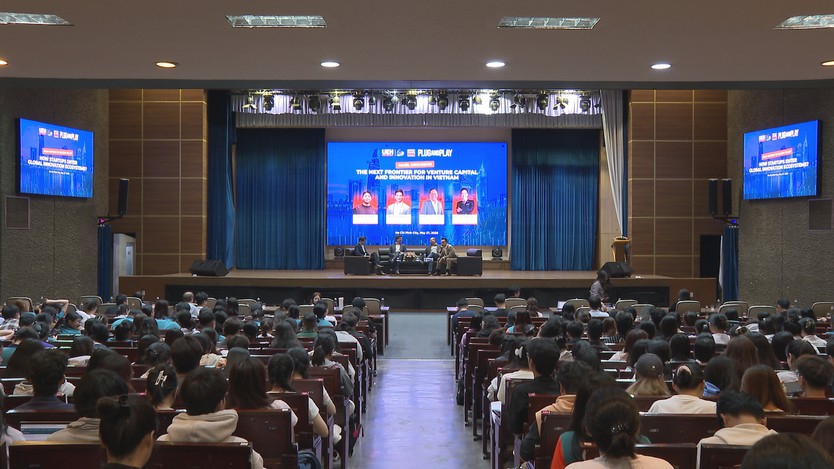 Thời sự HTV ngày 2/6/2026 | Kỳ thi lớp 10 TP. Hồ Chí Minh 2026: Đề toán được đánh giá có tính phân loại, chiều thi môn chuyên - Ảnh 4.