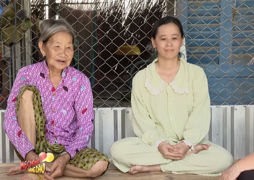 Hân Nguyễn kể chuyện làm dâu, mẹ chồng xúc động khi dâu tắm cho mẹ mỗi ngày - Ảnh 3.