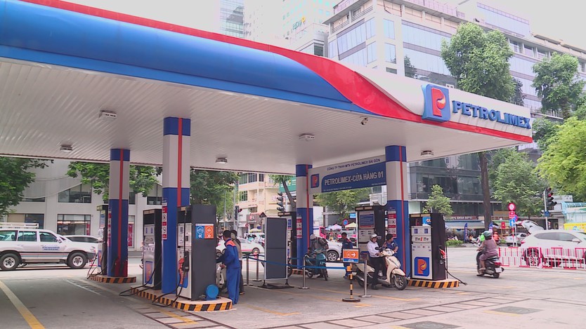 TP. Hồ Chí Minh chính thức "phủ sóng" xăng E10 - Ảnh 1.