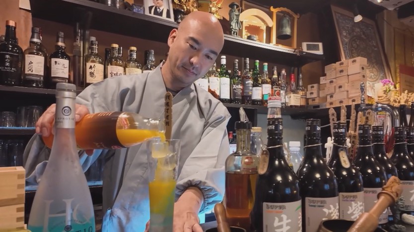 Nhật Bản: Trò chuyện với nhà sư tại quán bar - Ảnh 3.