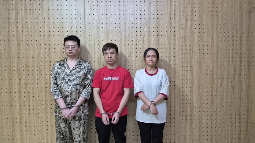 Công an TP. Hồ Chí Minh tăng cường đấu tranh, xử lý người nước ngoài vi phạm pháp luật Việt Nam và các đối tượng có hành vi “Tổ chức cho người nước ngoài ở lại Việt Nam trái phép” - Ảnh 4.