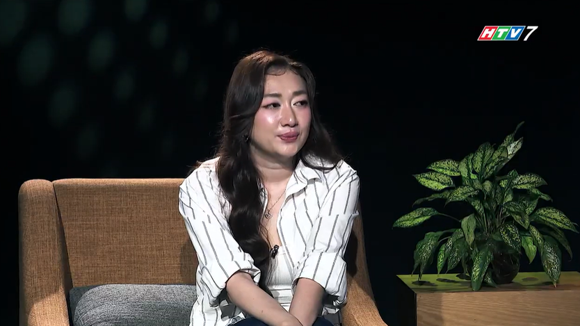 Studio H9: Diễn viên Phương Lan hạnh phúc khi sống trọn với đam mê sân khấu - Ảnh 2.