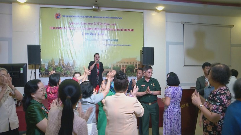 TP. Hồ Chí Minh chào mừng tân Tổng Lãnh sự Vương quốc Campuchia - Ảnh 2.