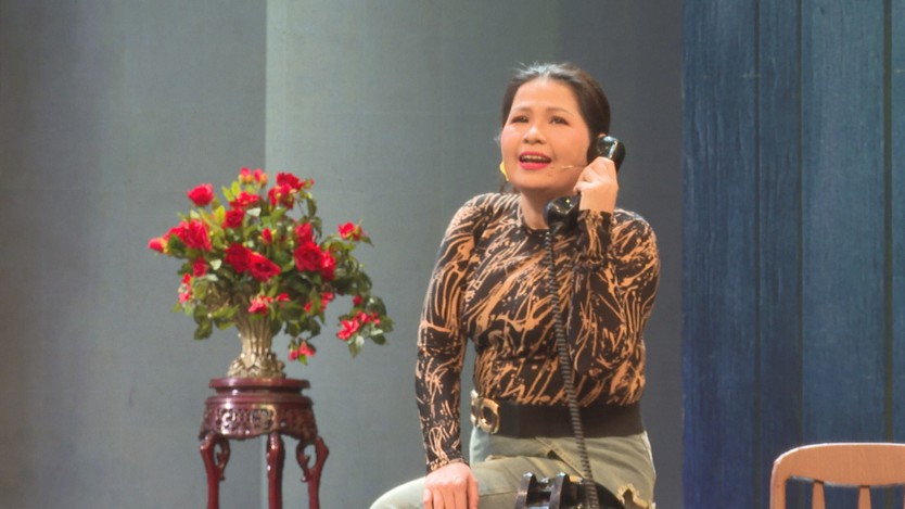 Vở kịch Dưới hai màu áo trở lại với phiên bản cải lương - Ảnh 2.