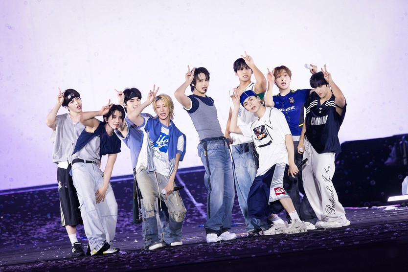 SEVENTEEN khép lại fan meeting đặc biệt trước thềm nhập ngũ- Ảnh 3.