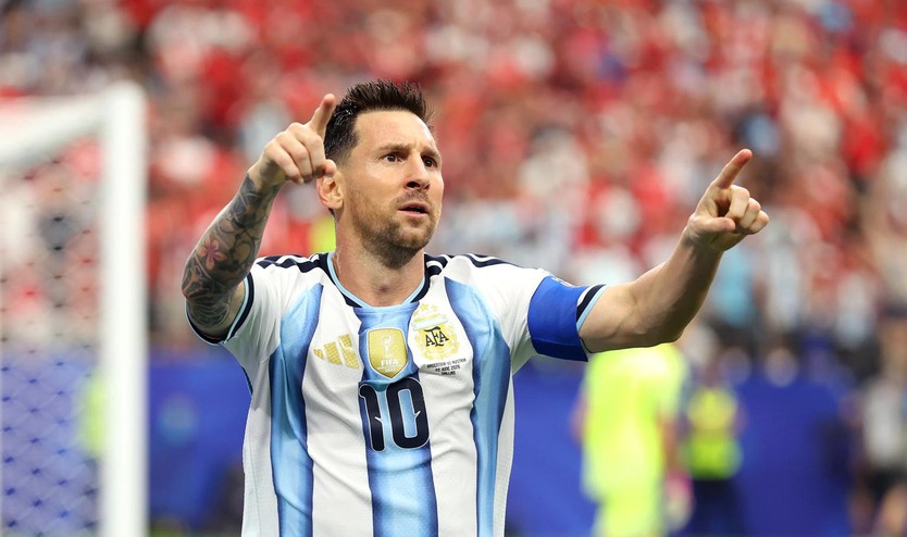 Messi lập kỷ lục World Cup, Argentina sớm giành vé vào vòng knock-out - Ảnh 15.