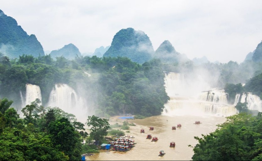 Người dân Trung Quốc đón Tết Đoan Ngọ với nhiều hoạt động đặc sắc - Ảnh 3.
