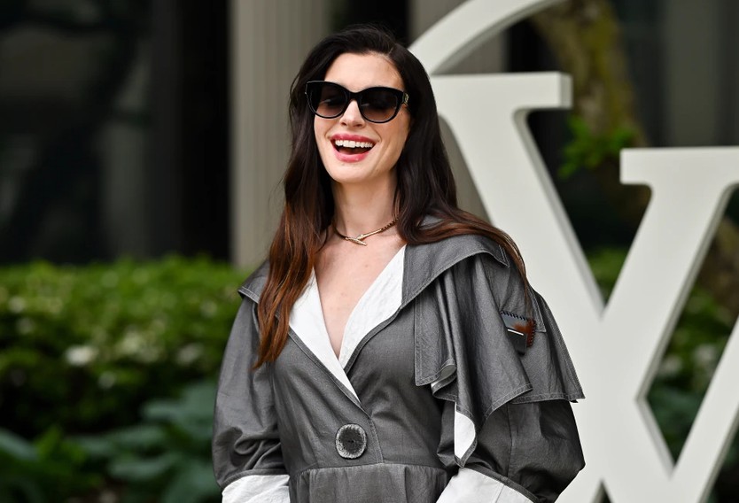 Anne Hathaway mang thai con thứ ba - Ảnh 3.